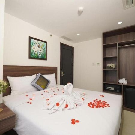 Mira Grand Hotel Куинён Экстерьер фото